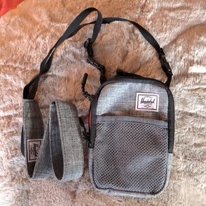 Herschel minimalist bag